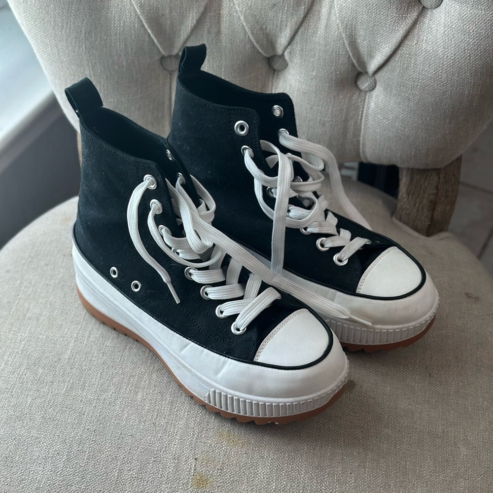 Madden girl platforms